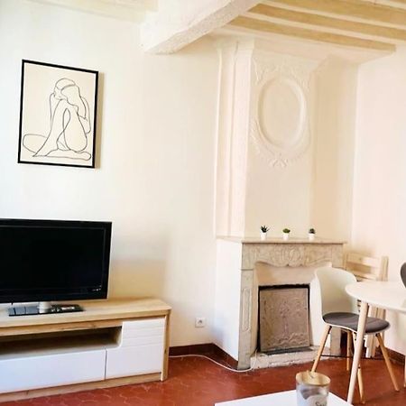 Appartement Situe Place Des Arcades A Biot A 4 Min De La Mer Et Des Plages Exterior foto