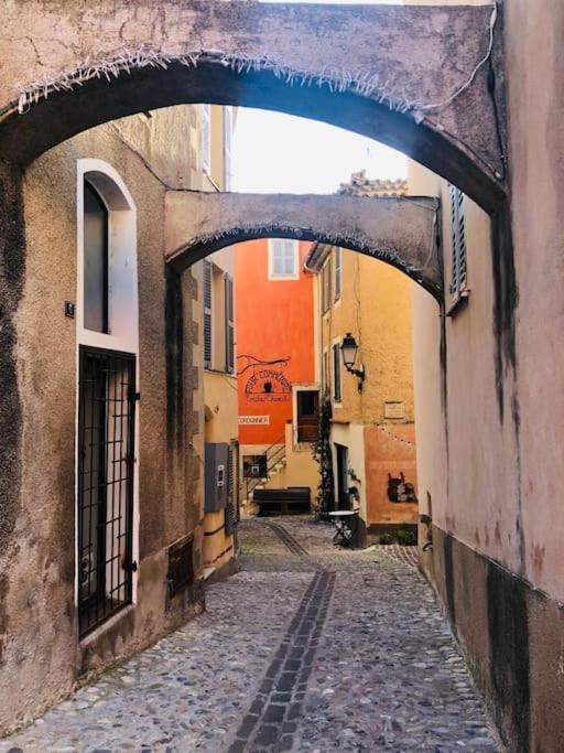 Appartement Situe Place Des Arcades A Biot A 4 Min De La Mer Et Des Plages Exterior foto