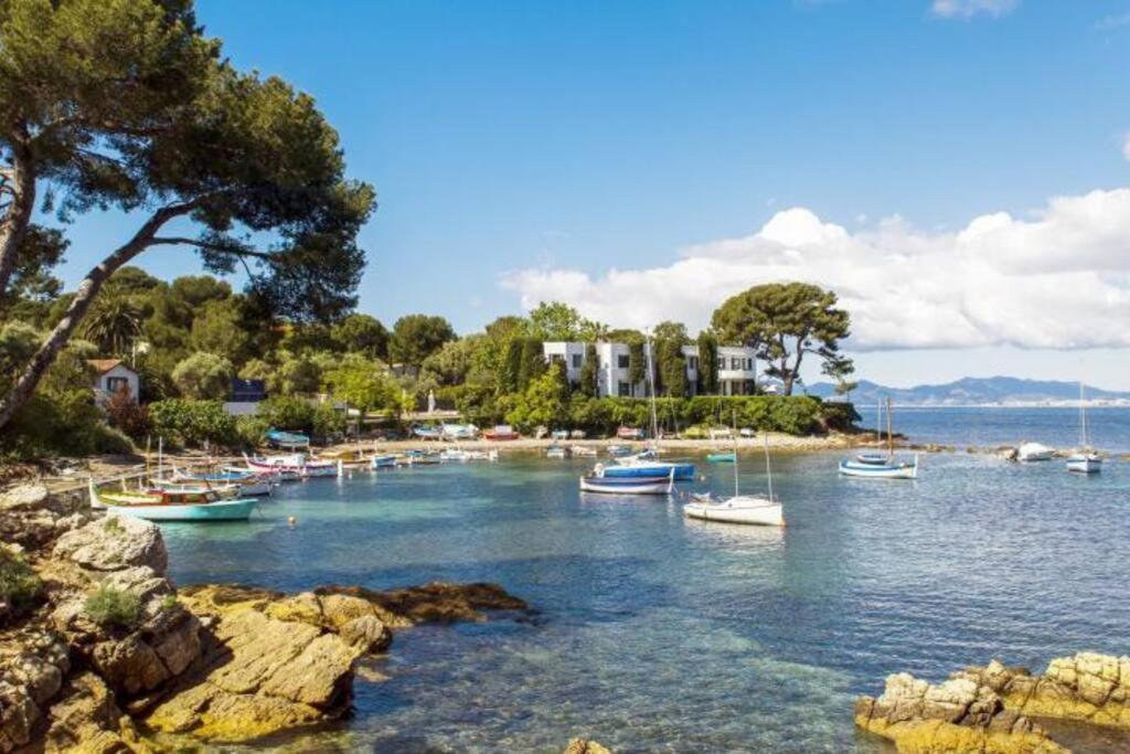 Appartement Situe Place Des Arcades A Biot A 4 Min De La Mer Et Des Plages Exterior foto